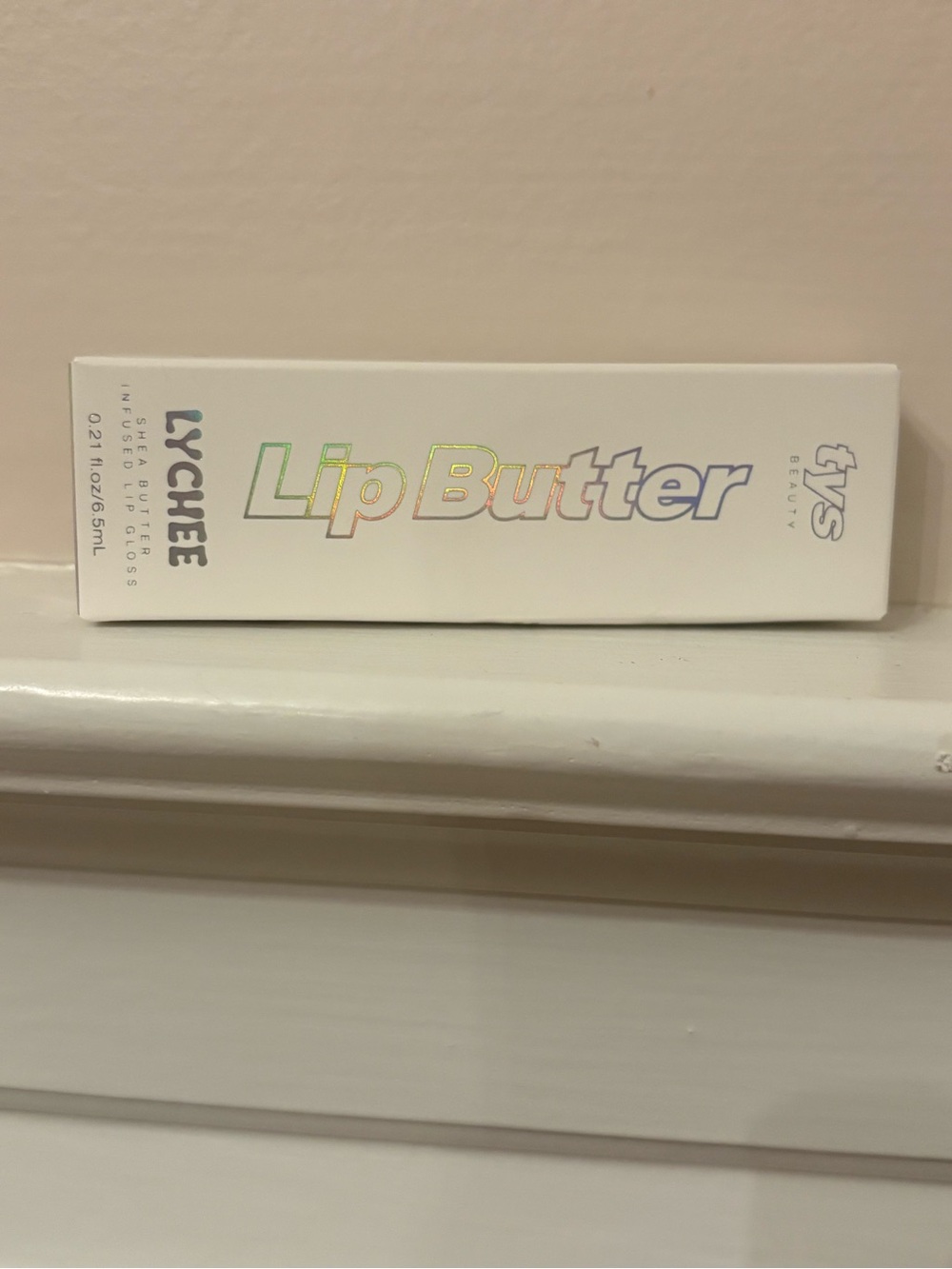 New TYS Lip Butter in Lychee Lip Gloss Balm Clear Purple White Full Size - Picture 3 of 3